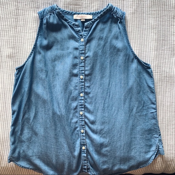 Chambray Sleeveless Top - Picture 7 of 7